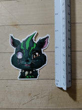 Load image into Gallery viewer, Chatterfang, Squirrel General Peeker