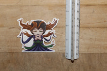 Load image into Gallery viewer, Leinore, Autumn Sovereign